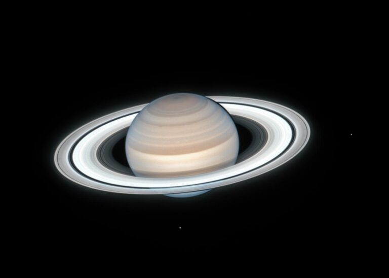 Hubble Sees Summertime on Saturn Saturn summertime summer