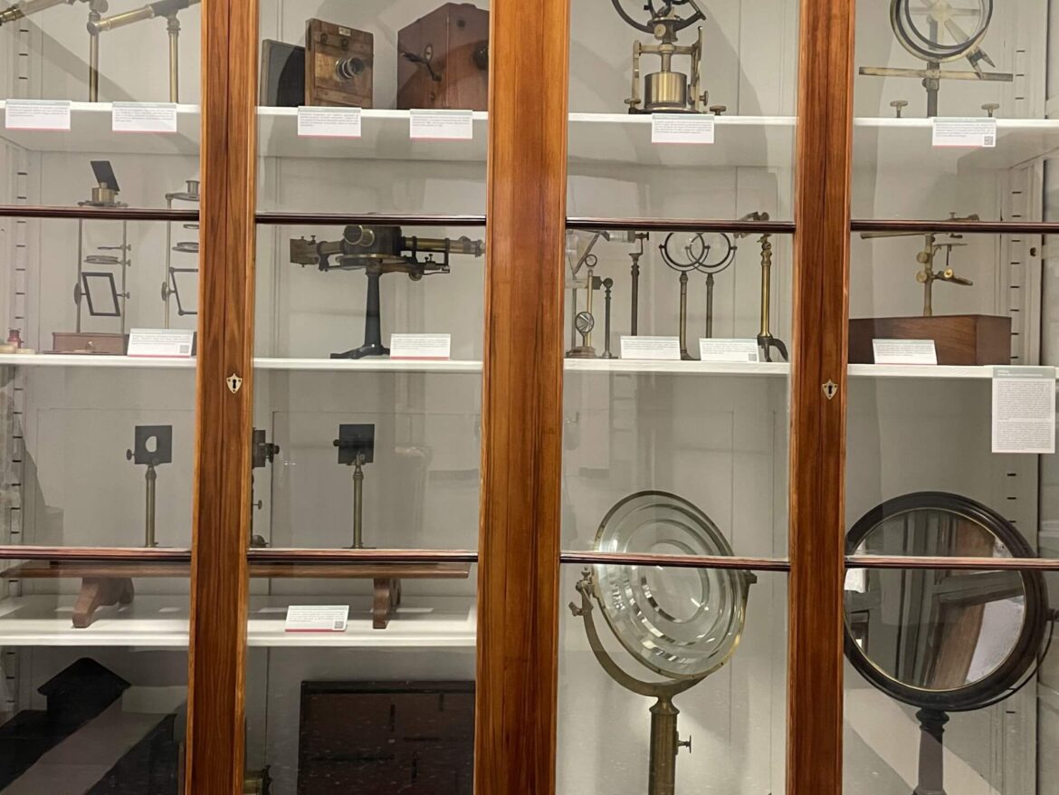 Il Regio Museo di Fisica e l’insegnamento nel corso dell’Ottocento