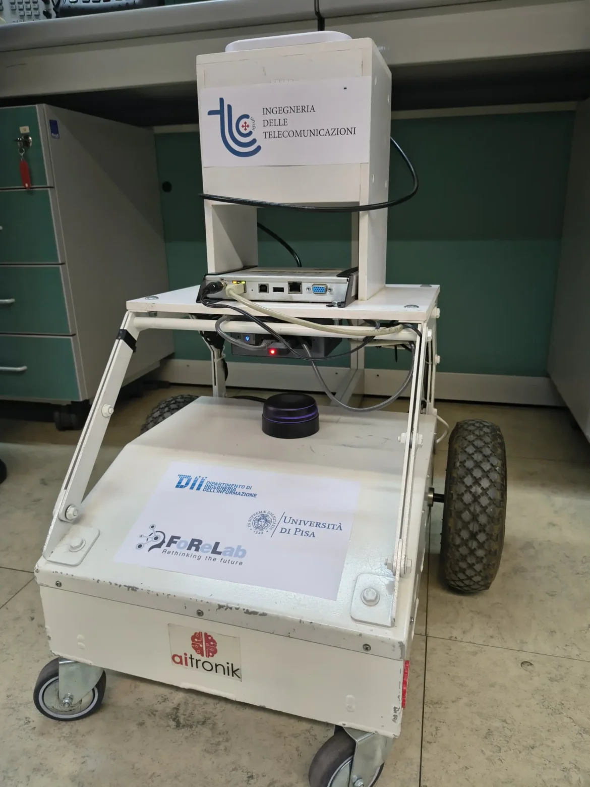 il robot Aurora per la gestione dei magazzini