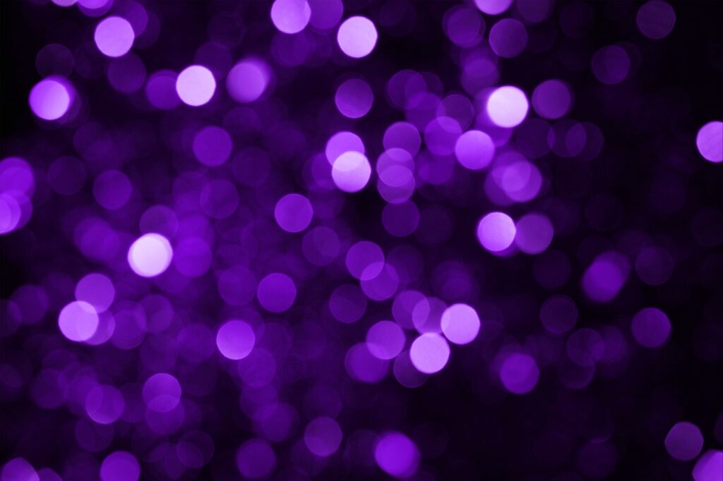 luci La luce si trasforma in elettricità: da un semiconduttore organico, la molecola P3TTM, le celle solari del futuro; studio su Nature Materials